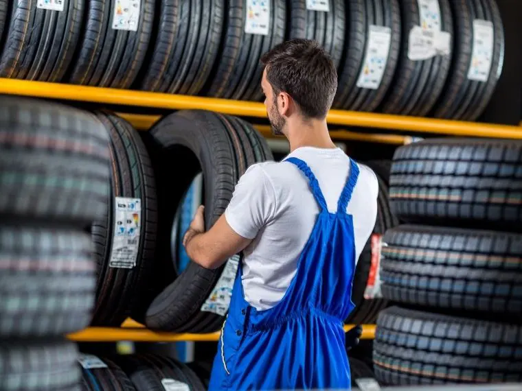 Karaisalı Oto Lastikçi